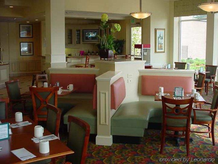 Hilton Garden Inn Birmingham/Lakeshore Drive Restaurant photo